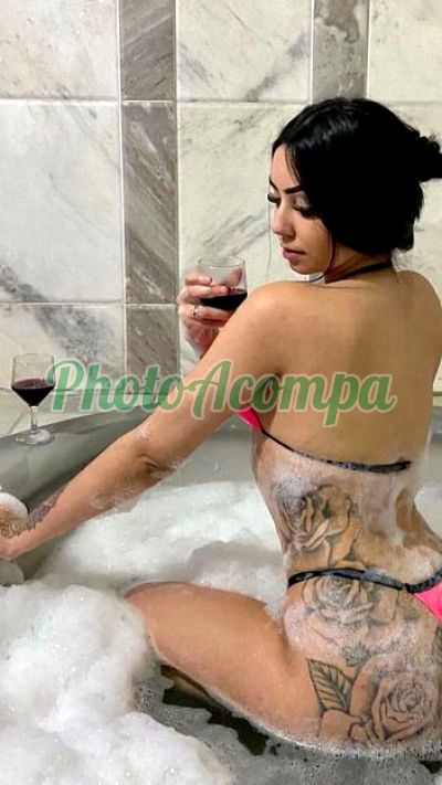 Paula Almeida, Acompanhante em Itaquaquecetuba
