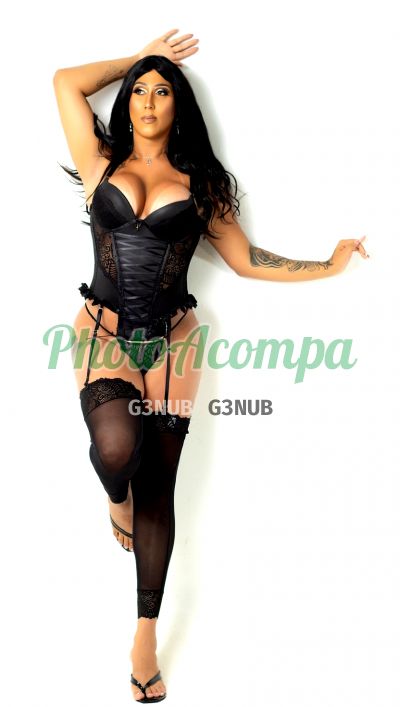 Bianca Cortez (64) 99617-1707, travesti em Uberaba
