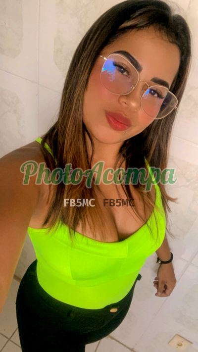 Alice, mulher que faz massagens eróticas em Manaus
