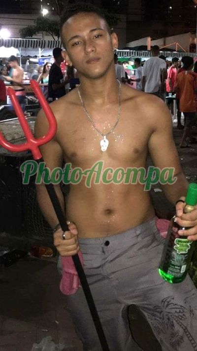 Henrique, garoto de programa em Cariacica