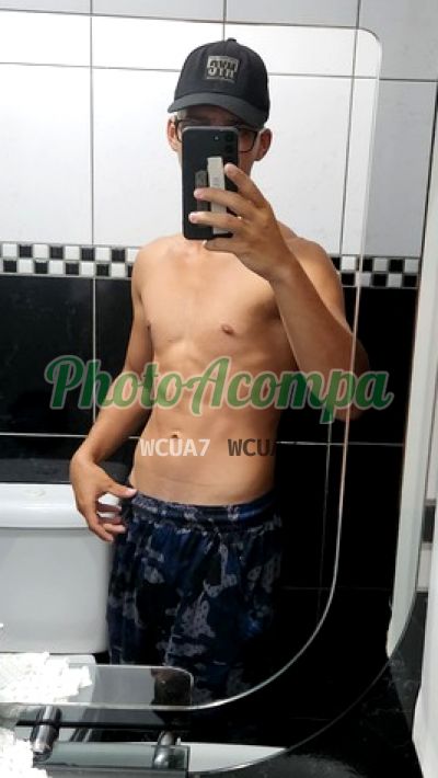 Lucas Silveira, garoto de programa em Seropédica