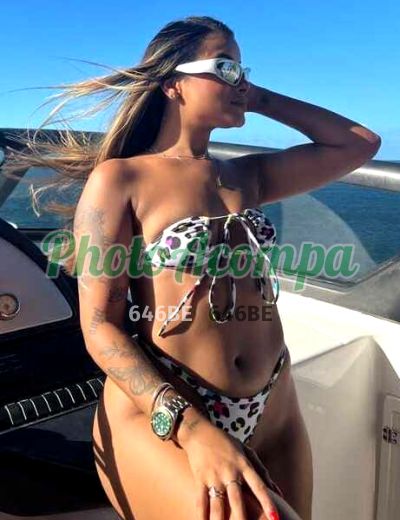 July Santos, acompanhante em Aracaju
