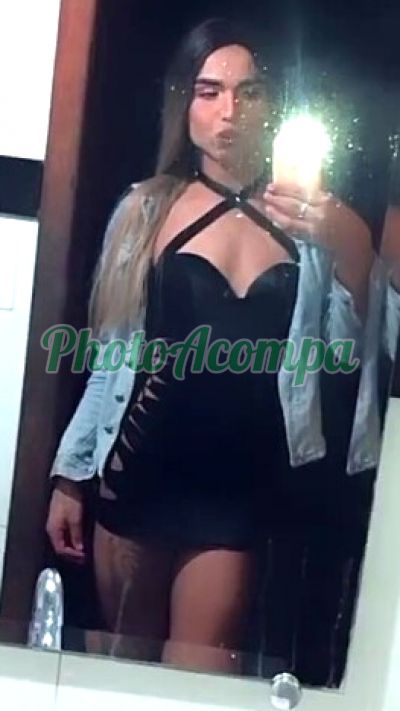Pamella, trans em São Conrado (RJ)