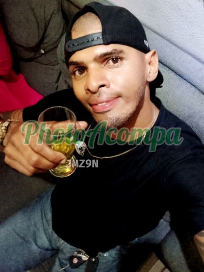 Robson, garoto de programa em Salvador