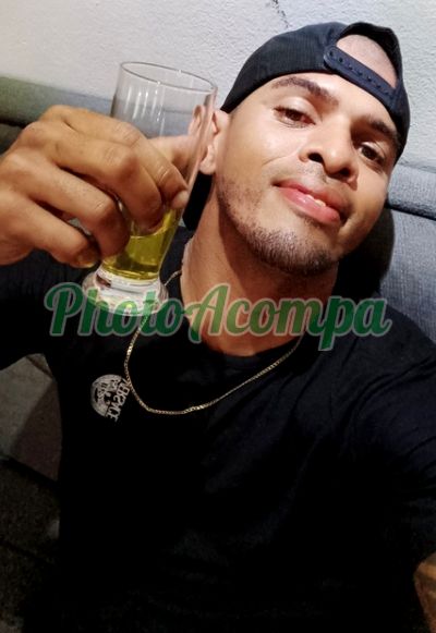 Robson, Garoto de programa em Salvador