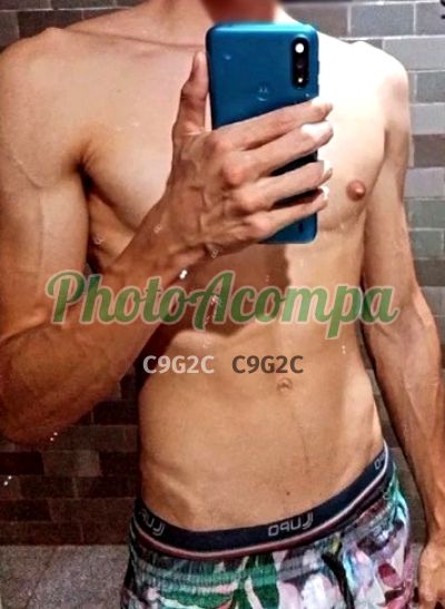 Charlie, garoto de programa em Recife