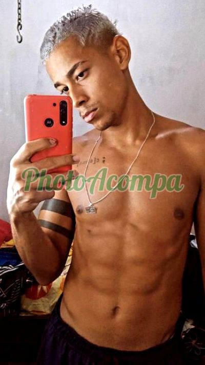 Lucas, garoto de programa em Recife