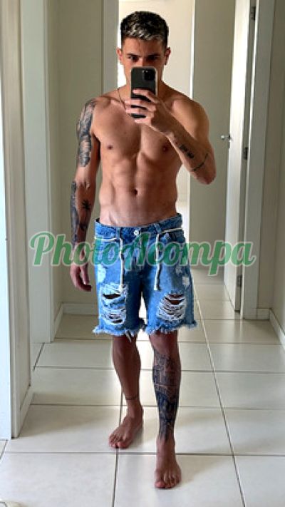 Henrique, Garoto de programa em Chapecó