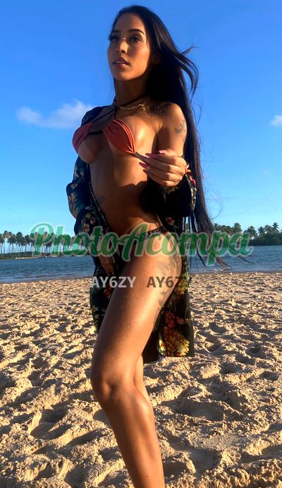 Lunna, travesti no Asa Norte (Brasília / DF)