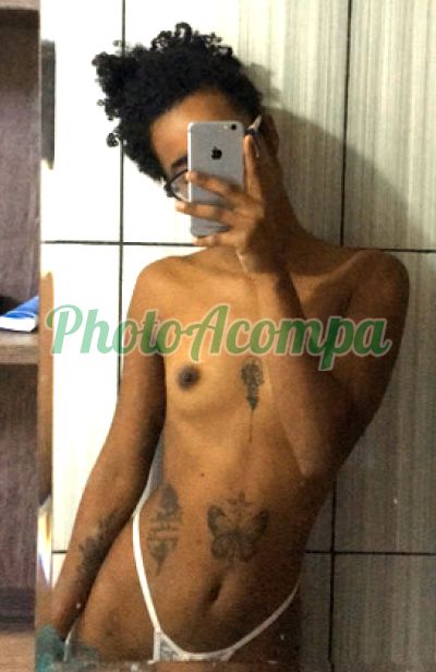 Lunna (27) 99637-5105, Acompanhante em Vitória