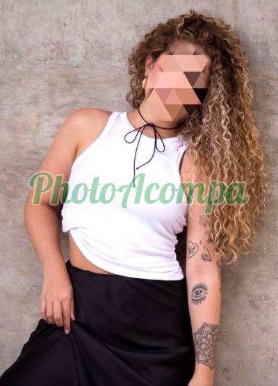 Cami Silva, Escort em Bayeux