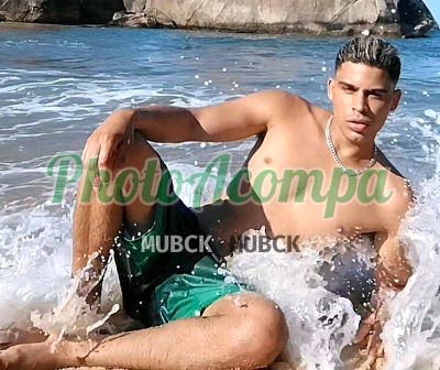 Ícaro Santos, garoto de programa em Maricá