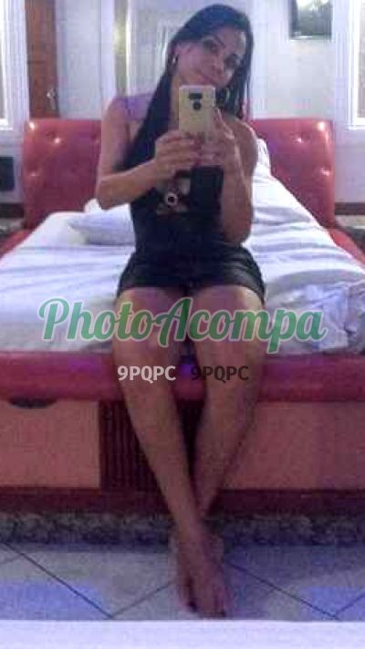 Melsinha, travesti em Salvador