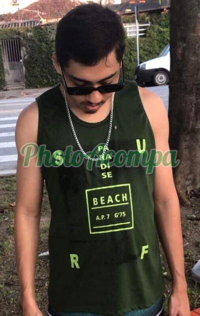 Putão, garoto de programa no Guarujá