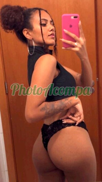 Andrezza, garota de programa em Brasília