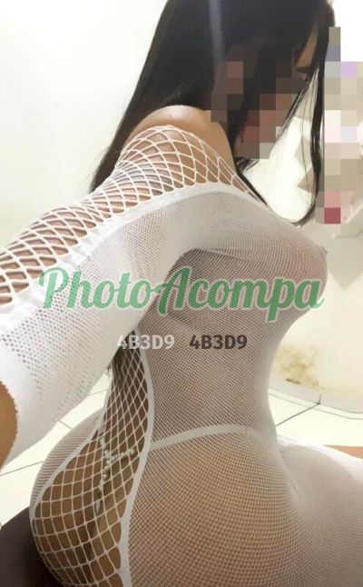 Lola, mulher que faz massagens eróticas em Teresina