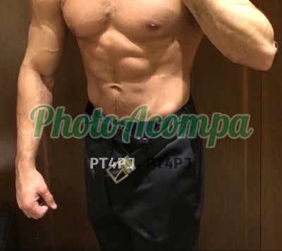 Ronaldo, homem que faz massagens eróticas em Barueri