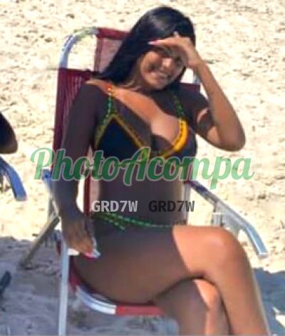 Lorena, garota de programa no Guarujá