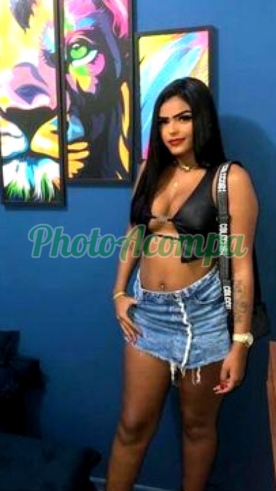 Lorena, escort no Guarujá