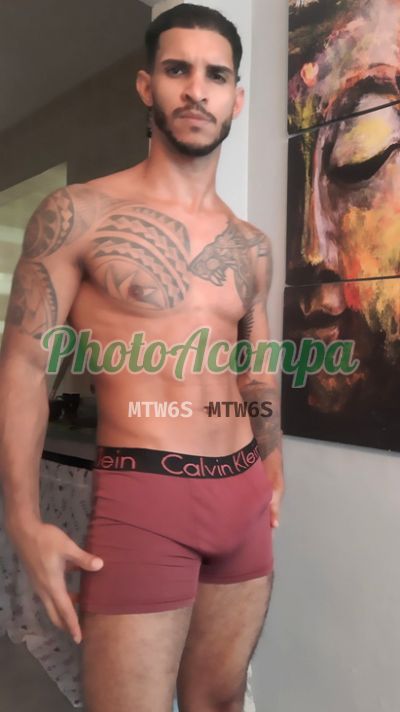 Marroc, homem que faz massagens eróticas no Rio de Janeiro