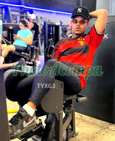 Carlos Dyego, garoto de programa em Recife