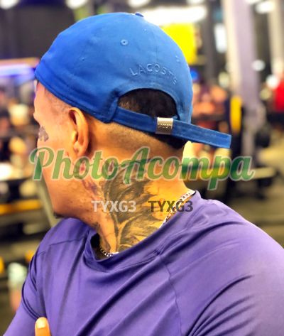 Carlos Dyego, garoto de programa em Recife