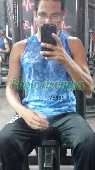 Souza, garoto de programa em São Brás (Belém)
