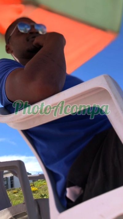 Jhony, garoto de programa em Cabo Frio