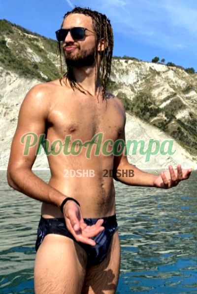 Tilapio, homem que faz massagens eróticas no Rio de Janeiro