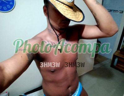 Bruno, garoto de programa em Copacabana (RJ)