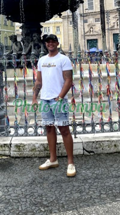 Bruno, garoto de programa em Nilópolis