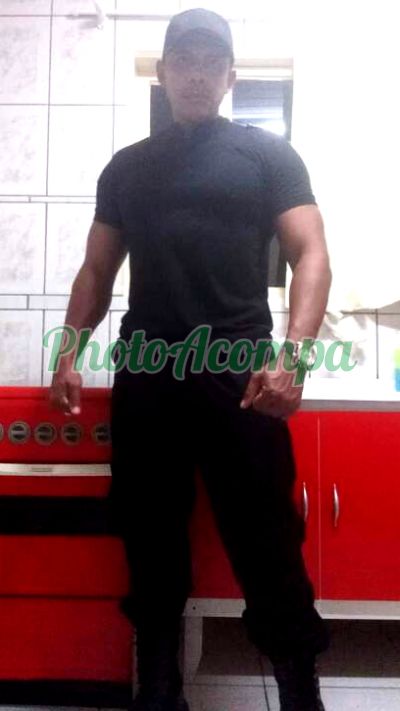 Breno, garoto de programa em São José