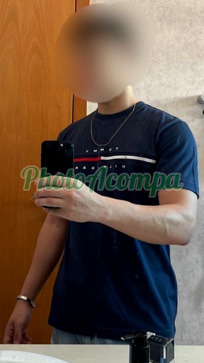 Bruno, garoto de programa em Jandira