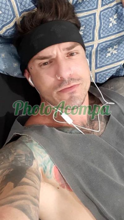 Artur Ferraz, garoto de programa na Barra da Tijuca (RJ)