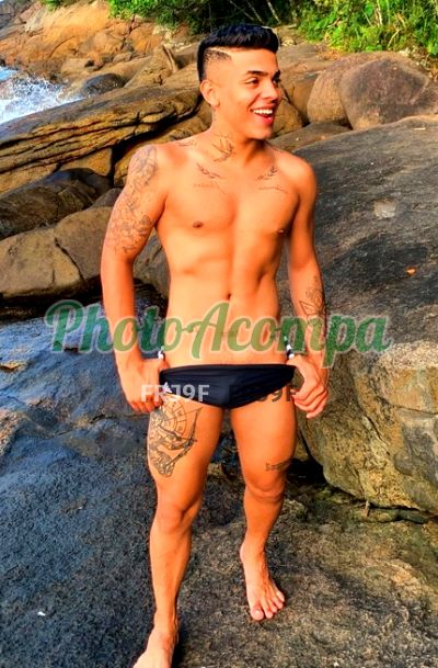 Arthur Nogueira, garoto de programa em Santos