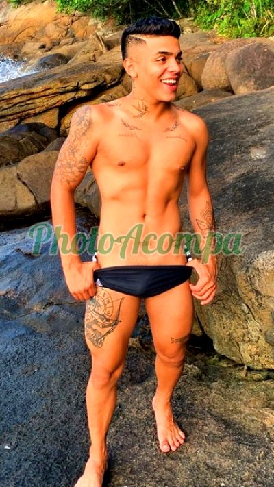 Arthur Nogueira, garoto de programa em Santos