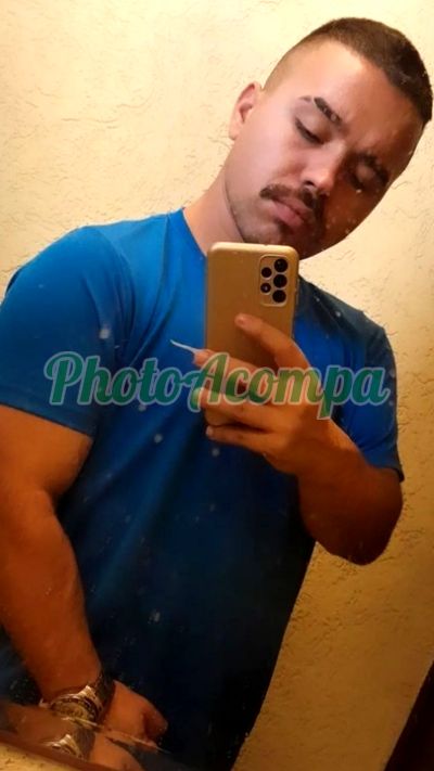 Junin, Garoto de programa em Curitiba