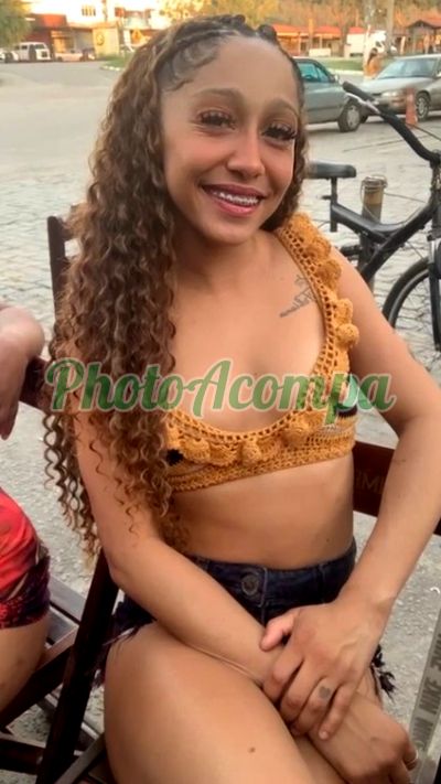 Lara Becker, Garota de programa em Macaé