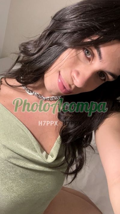 Mirella, transex em Moema (SP)