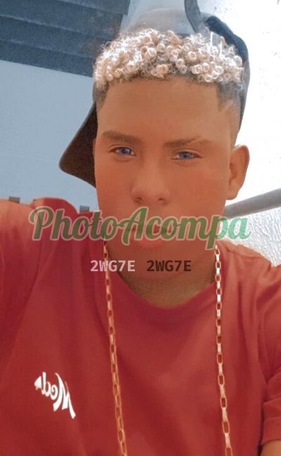 André, garoto de programa em Itajaí