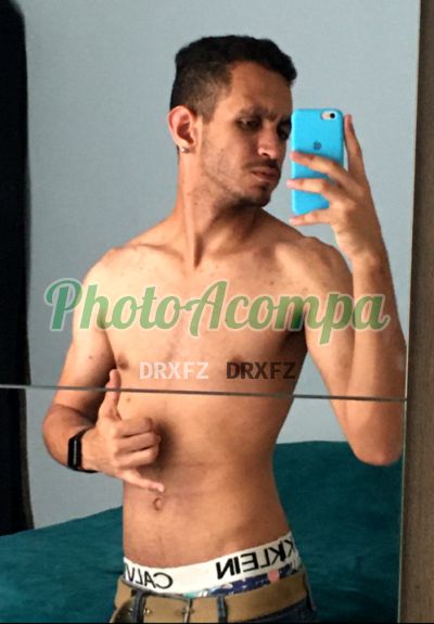 Gustavo, garoto de programa em Trindade