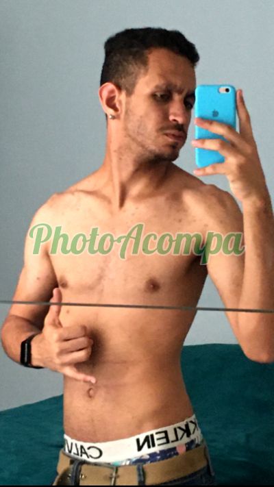 Gustavo, Garoto de programa em Trindade