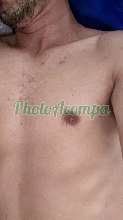 Roberto, garoto de programa em Caraguatatuba