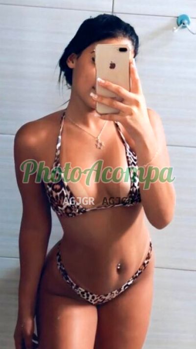 Dannii, garota de programa em Riacho Fundo II