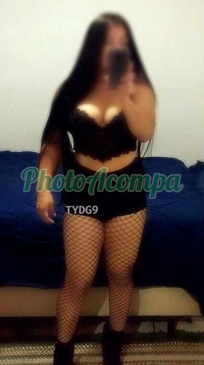 Monike Safadinha, escort em Timbó