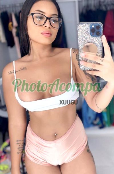 Mari Baianinha, mulher que faz videochamadas e sexting