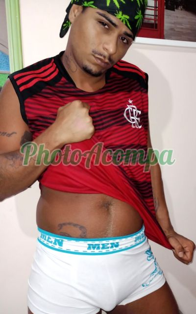 Bruno, garoto de programa em Copacabana (RJ)