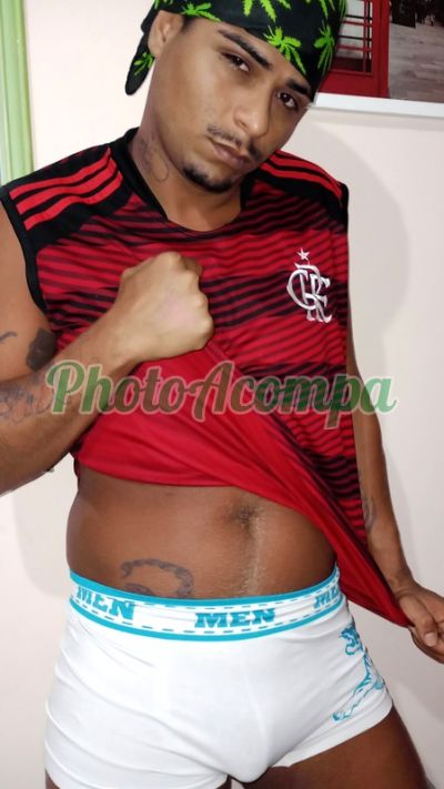 Bruno, garoto de programa em Copacabana (RJ)