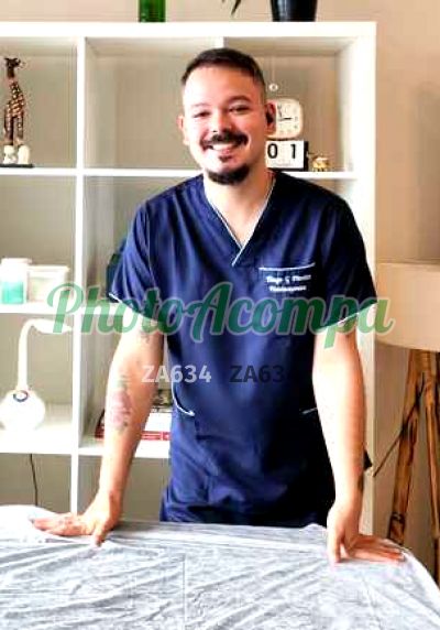 Thiago, homem que faz massagens eróticas na Zona Sul (SP)