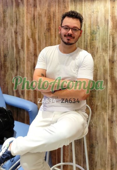 Thiago, homem que faz massagens eróticas na Zona Sul (SP)